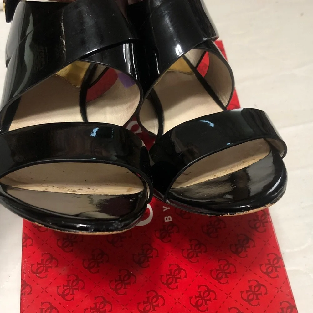 MICHAEL Michael Kors Black Patent Slingback Sandals with Gold Insole